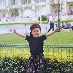 泡泡吃瓜热门,揭秘网络热门话题背后的真相与笑料