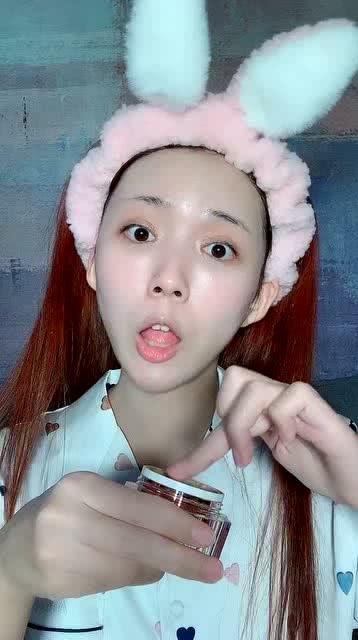 明星网红上课本,跨界融合，课本新风尚