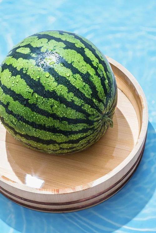 今日瓜,娱乐圈最新爆料，揭秘明星幕后故事
