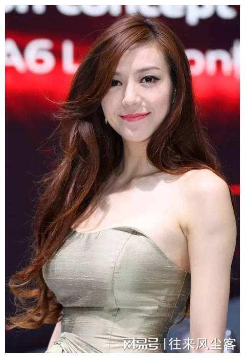 冷艳女明星网红,揭秘明星网红的璀璨蜕变