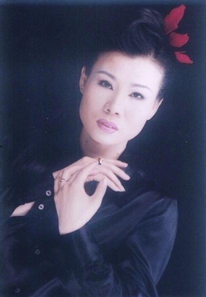春节明星网红排名,谁在羊年新春最受瞩目？