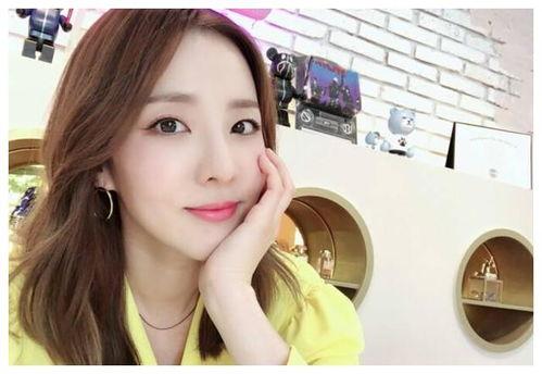 明星网红谈恋爱,甜蜜瞬间，网友直呼羡慕不已