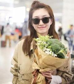 明星网红收到礼物,甜蜜瞬间曝光