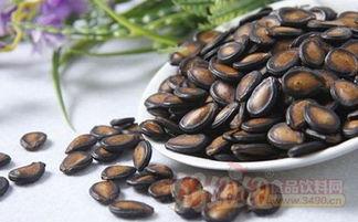 黑瓜子拿什么瓜做的吃,揭秘其独特的制作与食用之谜