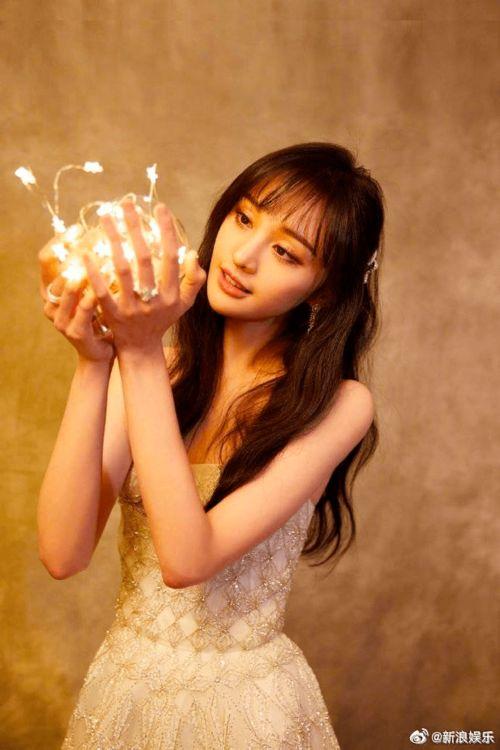 郑爽今日瓜,娱乐圈风云再起，真相揭秘引热议