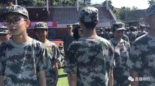 抖音吃瓜爆料军训,军训那些吃瓜爆料，笑料百出！